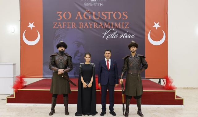30 Ağustos resepsiyonunda Kayı Alpleri
