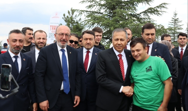 30 Ağustos Zafer Bayramı, Atatürk'ün Büyük Taarruz'u yönettiği Zafertepe'de coşkuyla kutlandı
