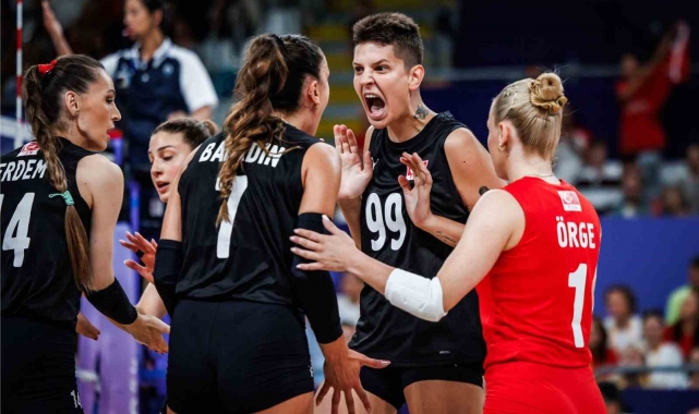 A Milli Kadın Voleybol Takımı, Dominik Cumhuriyeti'ni 3-1 mağlup etti