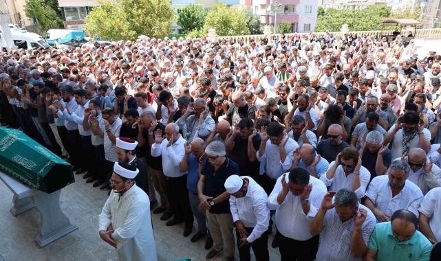 Abdülhamit Han Camii'nde Haniye için gıyabi cenaze namazı