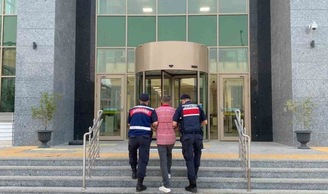 Adana'da hapis cezaları bulunan 3 kişi yakalandı