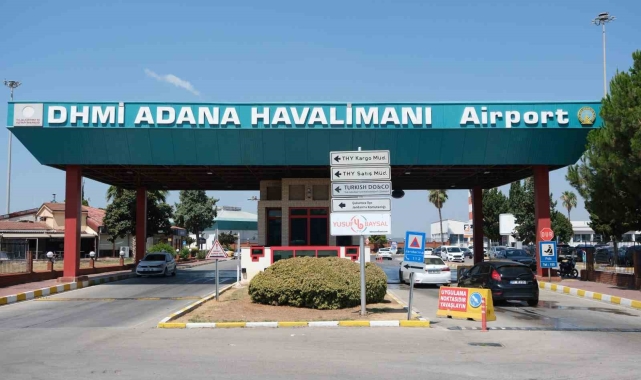 Adana'da vatandaşlar havalimanının yolcu uçuşuna kapatılmasını istemiyor