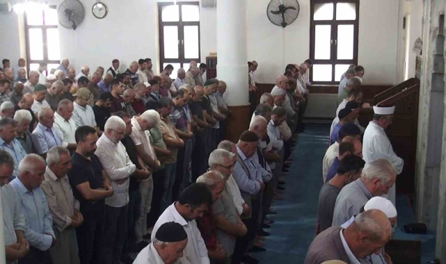 Adıyaman'da Cuma namazı sonrası gıyabi cenaze namazı kılındı