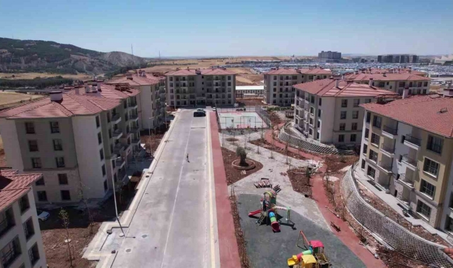Adıyamanlı depremzedeler Baykar'ın yaptığı konutlara yerleşmeye başladı