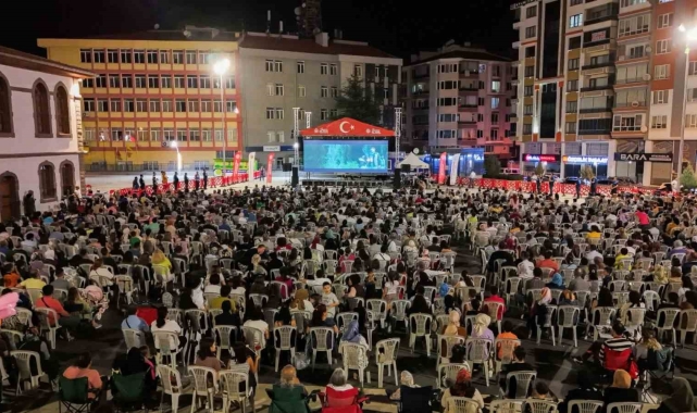 Afyonkarahisar'da Aybüke: öğretmen oldum ben filmine büyük ilgi