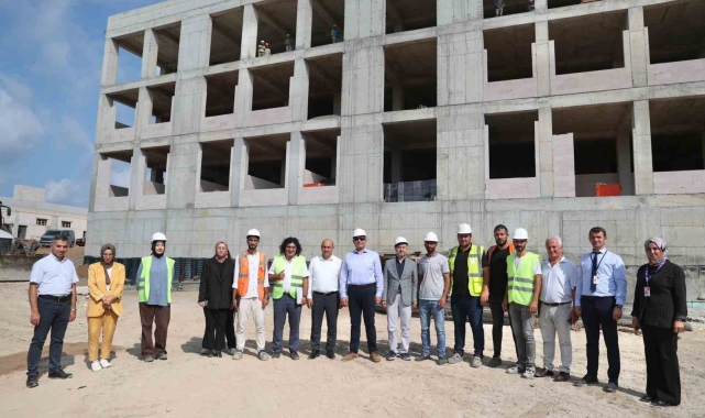 Akçakoca Devlet Hastanesi inşaatında çalışmalar sürüyor