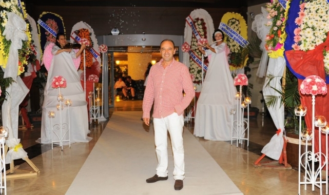 Alanya'da turizmci tanıdığı herkesten helallik isteyip intihar etti