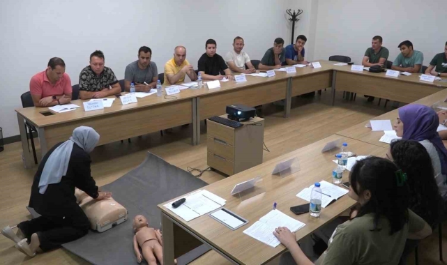 Aldıkları ilk yardım eğitimi sayesinde hayat kurtarıyorlar