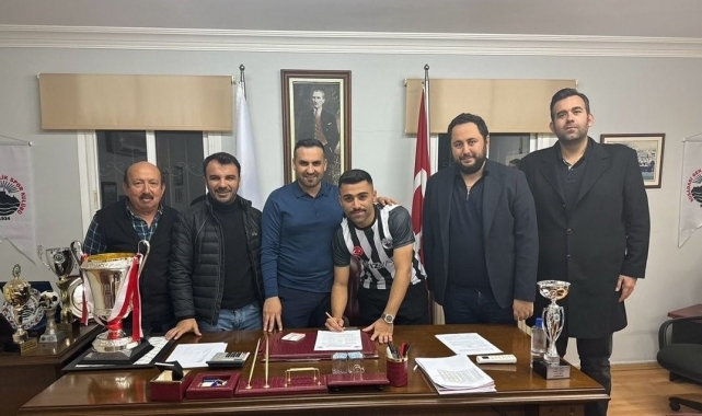 Aliağa FK, forvet bölgesine takviye yapıyor
