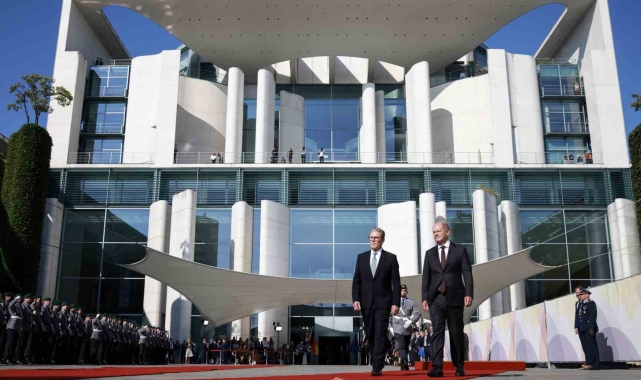 Almanya ve İngiltere, yeni iş birliği anlaşması imzalayacak