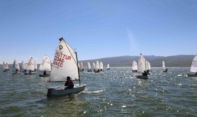 Anadolu Yelken Ligi 1. Ayak Kars Optimist Yarışı sona erdi