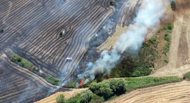 Arnavutköy'de çıkan yangın tarım arazisine sıçradı