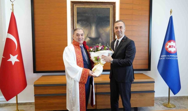 ATÜ'de rektörlük devir-teslim töreni gerçekleştirildi