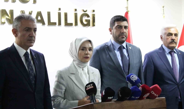 Bakan Göktaş: "Şehrimizde bulunan 12 kadın kooperatifiyle kadınların başarılı birer girişimci olmalarının önünü açıyoruz"