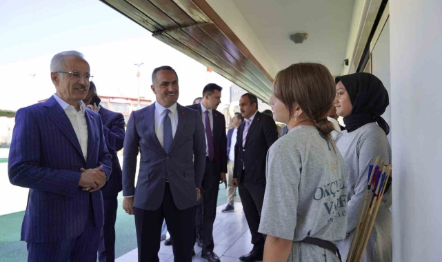 Bakan Uraloğlu'ndan otoyol ve köprü zamlarıyla ilgili açıklama: "2022 yılı Ocak ayı cari fiyatlarına ancak gelmiş oldu"