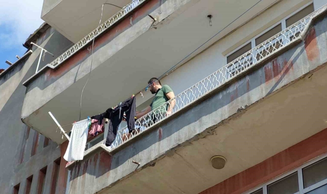 Balkondan düşen çocuk hayatını kaybetti, ailesinin feryatları yürekleri dağladı