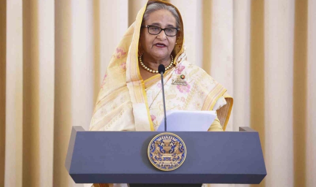 Bangladeş'te ülkeden kaçan Hasina'ya cinayet soruşturması