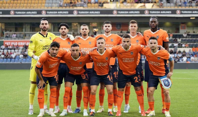 Başakşehir aynı 11'le sahada
