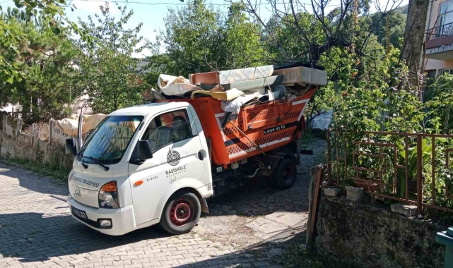 Başiskele'nin dört bir yanı temizleniyor