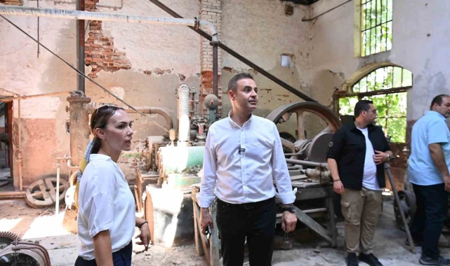 Başkan Ahmet Akın, Marmara Mermer Taş Fabrikası'nı geleceğe kazandıracak
