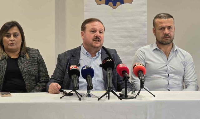 Başkan Ay, "Tekstil sektöründe markalaşma sorunumuz var"