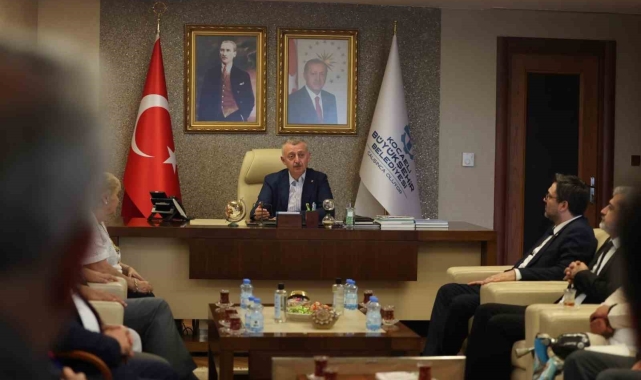 Başkan Büyükakın: "Gazze'de yaşananlar büyük utanç kaynağıdır"