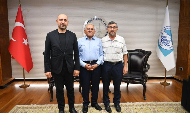 Başkan Büyükkılıç'a ziyaretler sürüyor