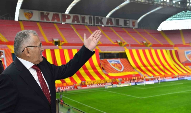 Başkan Büyükkılıç'tan Kayserispor'a destek çağrısı