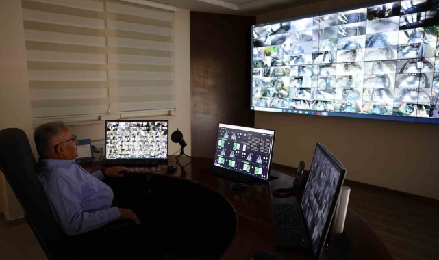 Başkan Büyükkılıç'tan Türkiye'de tek olan UZİMER'e ziyaret