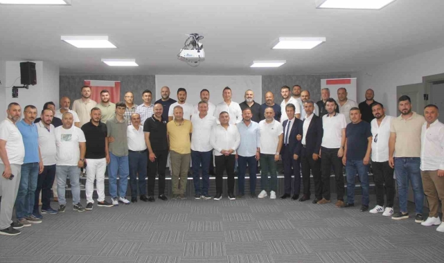Başkan Candal: &quot;Tekkeköy, inşaat sektöründe yakın zamanda Samsun&#039;un yıldızı olacak&quot;
