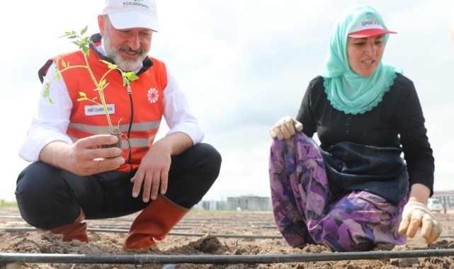 Başkan Çolakbayrakdar, "Kentin kalbinde tarım ile Türkiye için ilham verici bir model olduk"