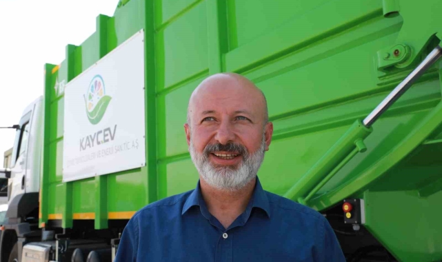 Başkan Çolakbayrakdar, "Türkiye'de ilk olan sistemle geri dönüşüme büyük katkı sağlıyoruz"