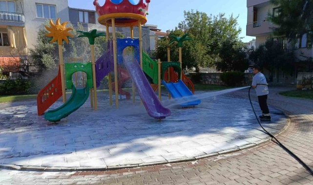 Başkan Sengel'den çocuklara teşekkür