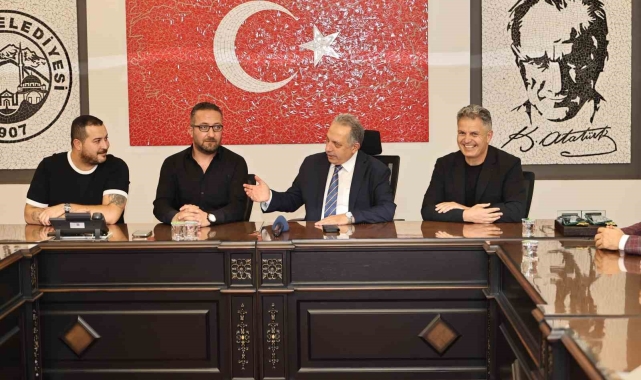 Başkan Yalçın: "Borçsuz kulübüz, siyaset yapmadık, altyapıda şampiyon takımız"