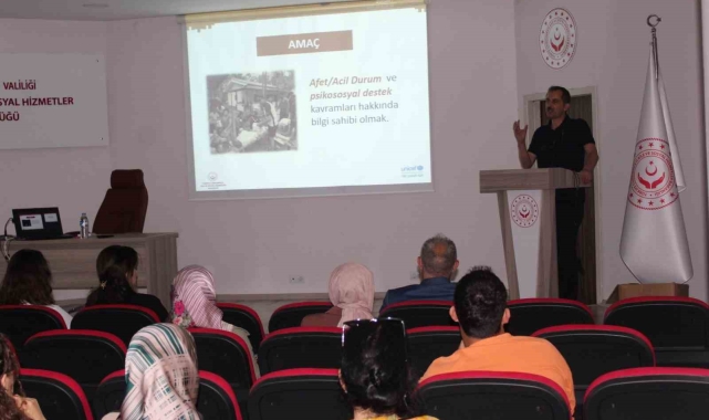 Bayburt'ta afet farkındalık ve psikolojik ilk yardım eğitimleri