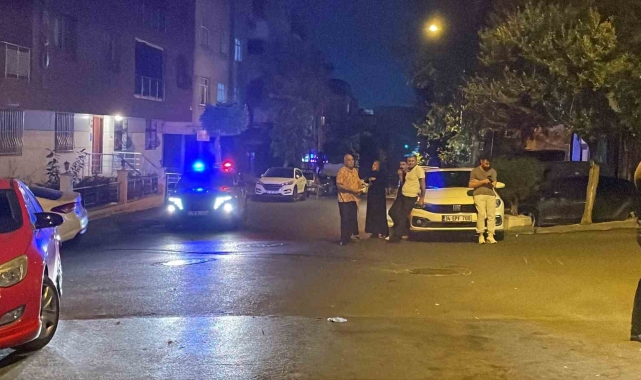 Bayrampaşa'da gasptan kaçan kişinin sığındığı markete saldırı: 4 yaralı