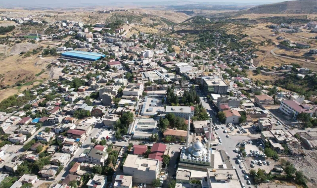 Besni ilçesinde 'Kent meydanı' projesi hayata geçiriliyor