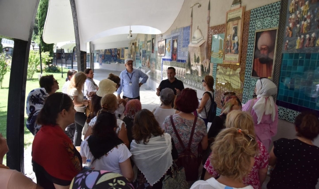 Bilecik'i gezen İstanbullu ziyaretçiler kentte hayran kaldı