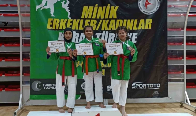Bilecikli sporcular Kuraş Şampiyonasından büyük başarı ile döndü