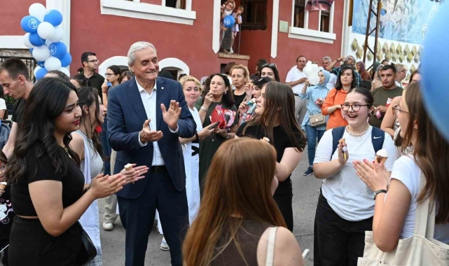 Bozüyük'te çocuklar 3'üncü Geleneksel Sanatevi Panayırı'nda çok eğlendi