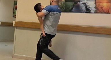 Bursa'da balkondan düşen 5 yaşındaki çocuk ağır yaralandı