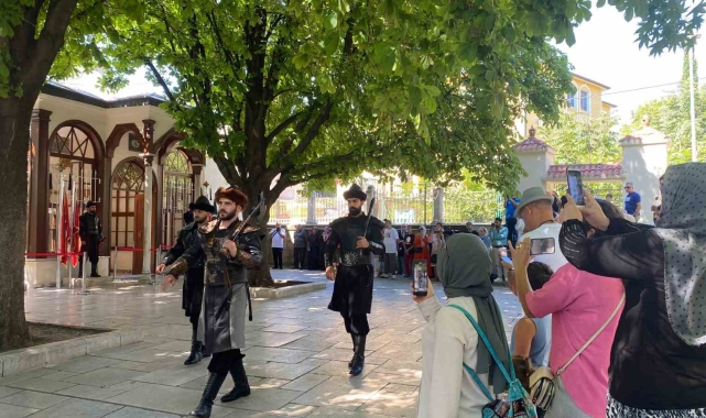 Bursa'yı tanımak için engel yok