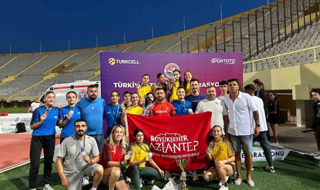 Büyükşehir Belediye Spor Kulübü'nden atletizmde tarihi başarı