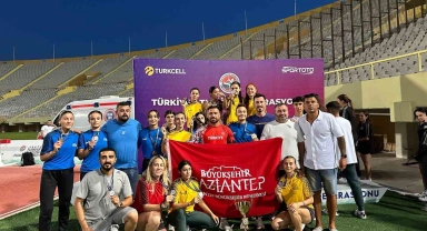 Büyükşehir Belediye Spor Kulübü'nden atletizmde tarihi başarı