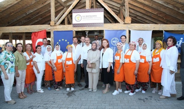 Çanakkale'de kültürel mirası yaşatan kadınlar, köy ekonomisine katkı sağlıyor