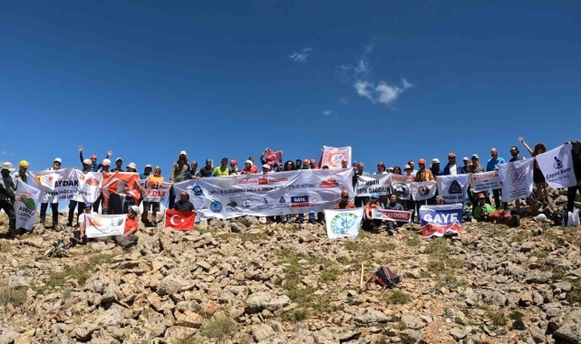 Çayeli'nde 10. Uluslararası Dağcılık Turizm ve Yayla Şenliği festivali düzenlendi