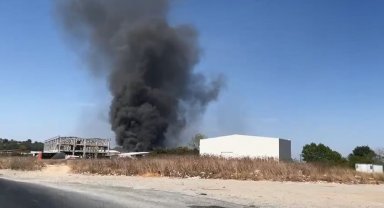 Çerkezköy'de geri dönüşüm tesisinde yangın: Dumanlar gökyüzünü kapladı