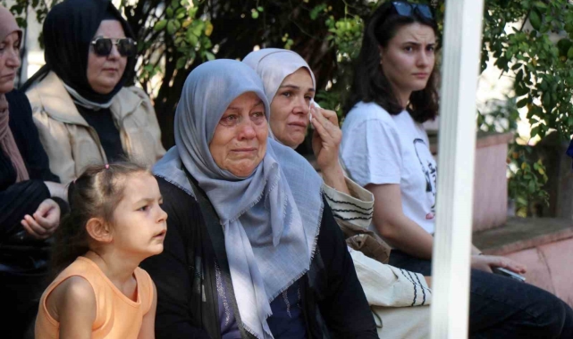 Çeyrek asır geçti ama acıları dün gibi taze: "O gece kabus gibiydi, 25 yıl geçti hala rüyalarımızda"