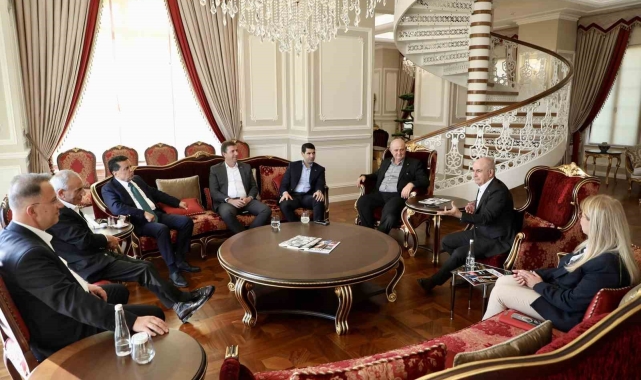 CHP'li 3'üncü bölge belediye başkanları Büyükçekmece'de buluştu