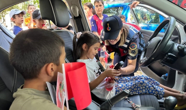 Çineli minikler jandarma ile dolu dolu bir gün geçirdi